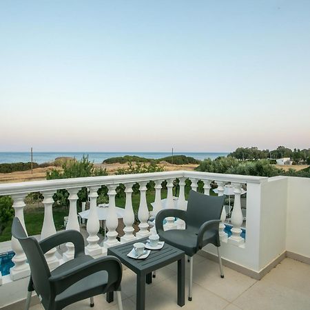 Rita Mare Seafront Villas Heated Pools Jenádi Kültér fotó