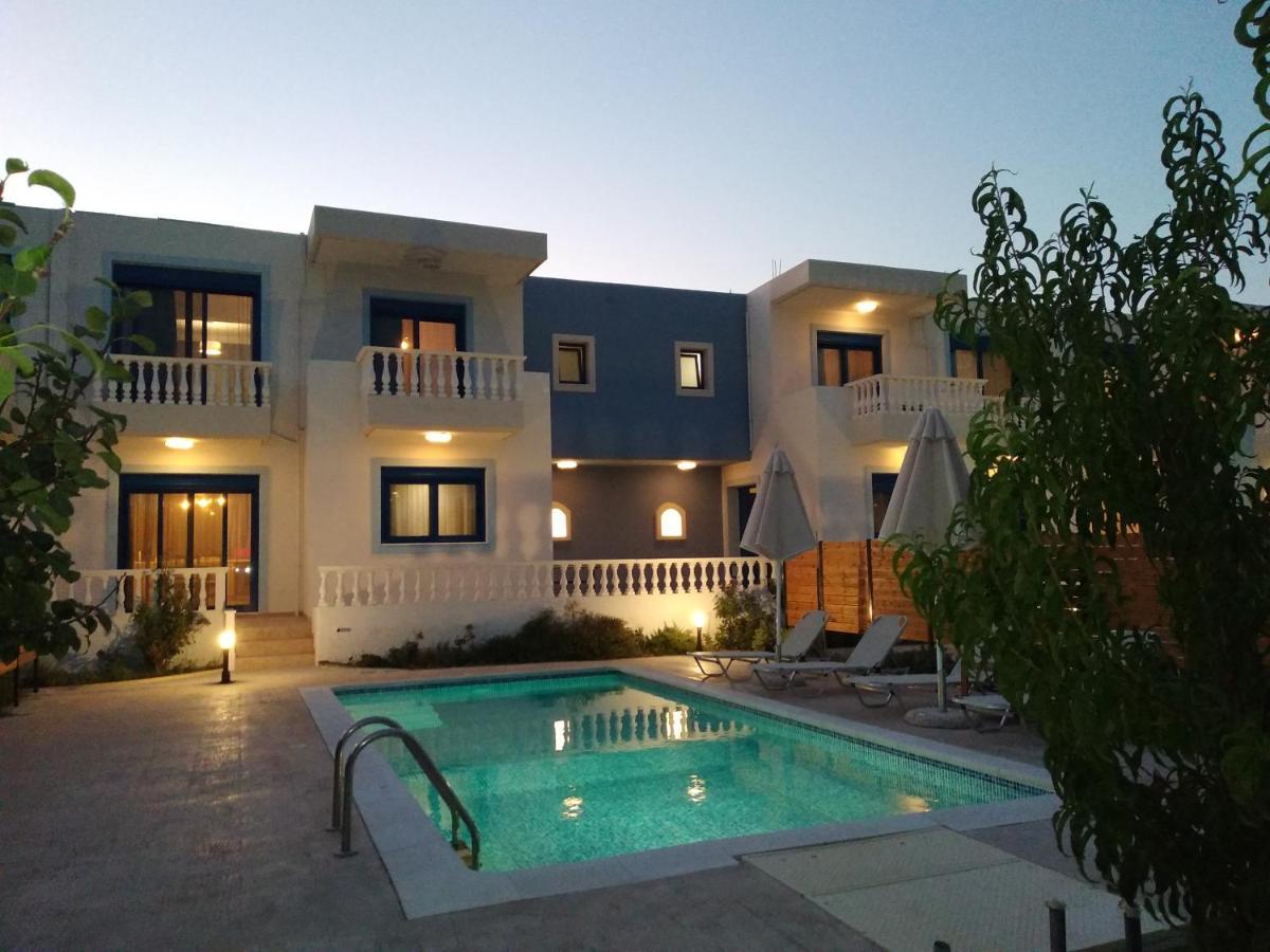 Rita Mare Seafront Villas Heated Pools Jenádi Kültér fotó