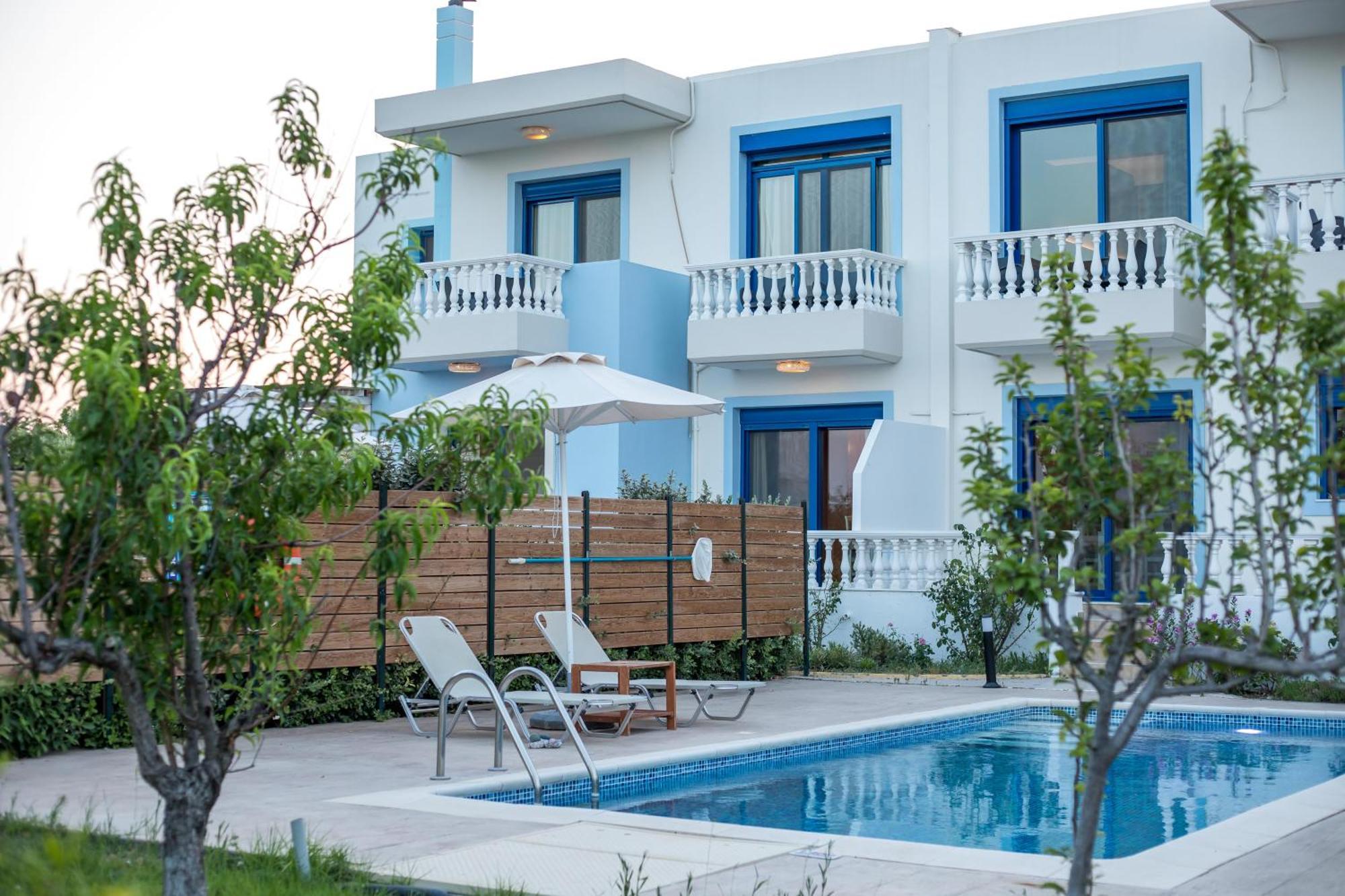 Rita Mare Seafront Villas Heated Pools Jenádi Kültér fotó