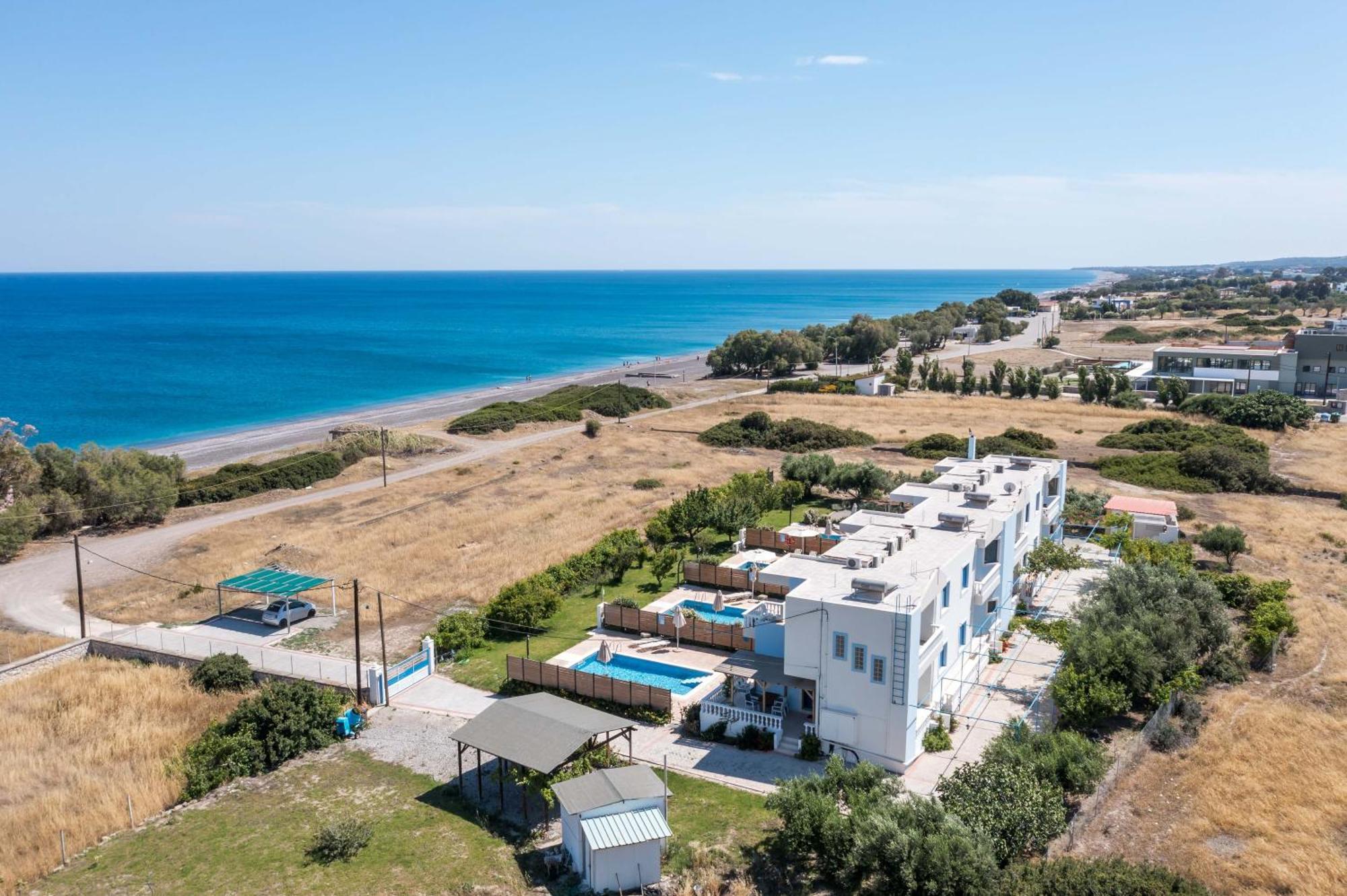 Rita Mare Seafront Villas Heated Pools Jenádi Kültér fotó