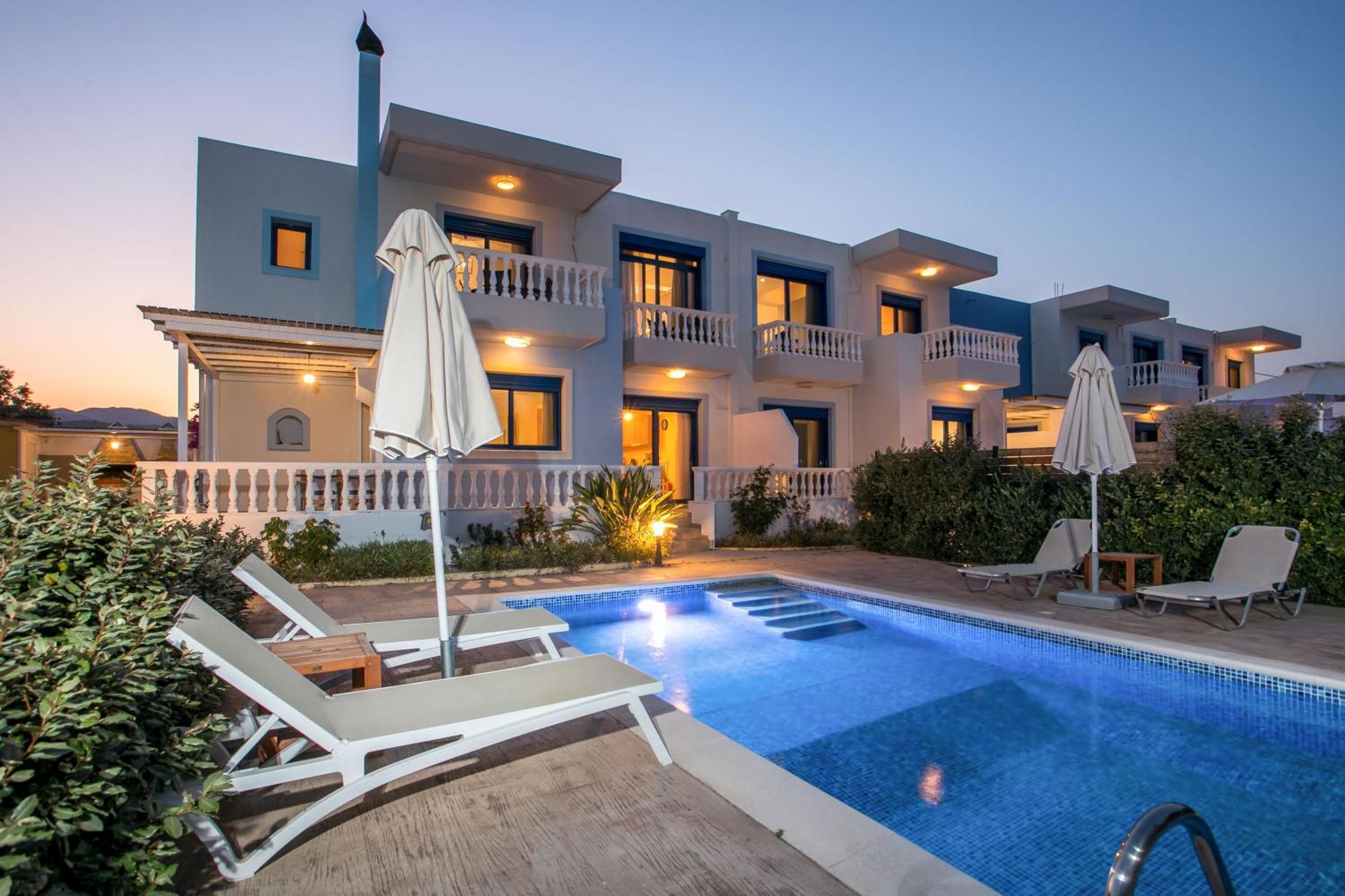 Rita Mare Seafront Villas Heated Pools Jenádi Kültér fotó