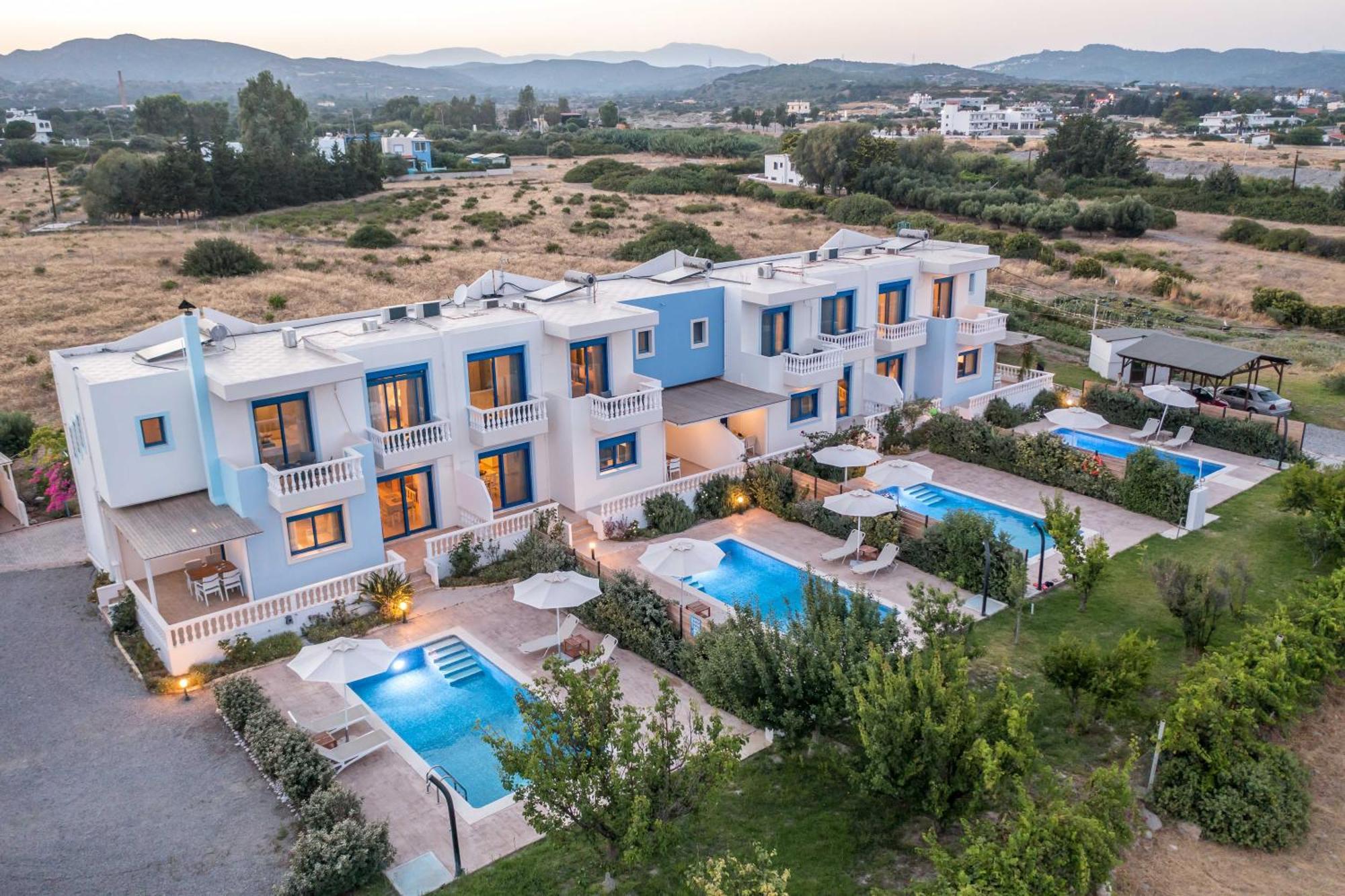 Rita Mare Seafront Villas Heated Pools Jenádi Kültér fotó