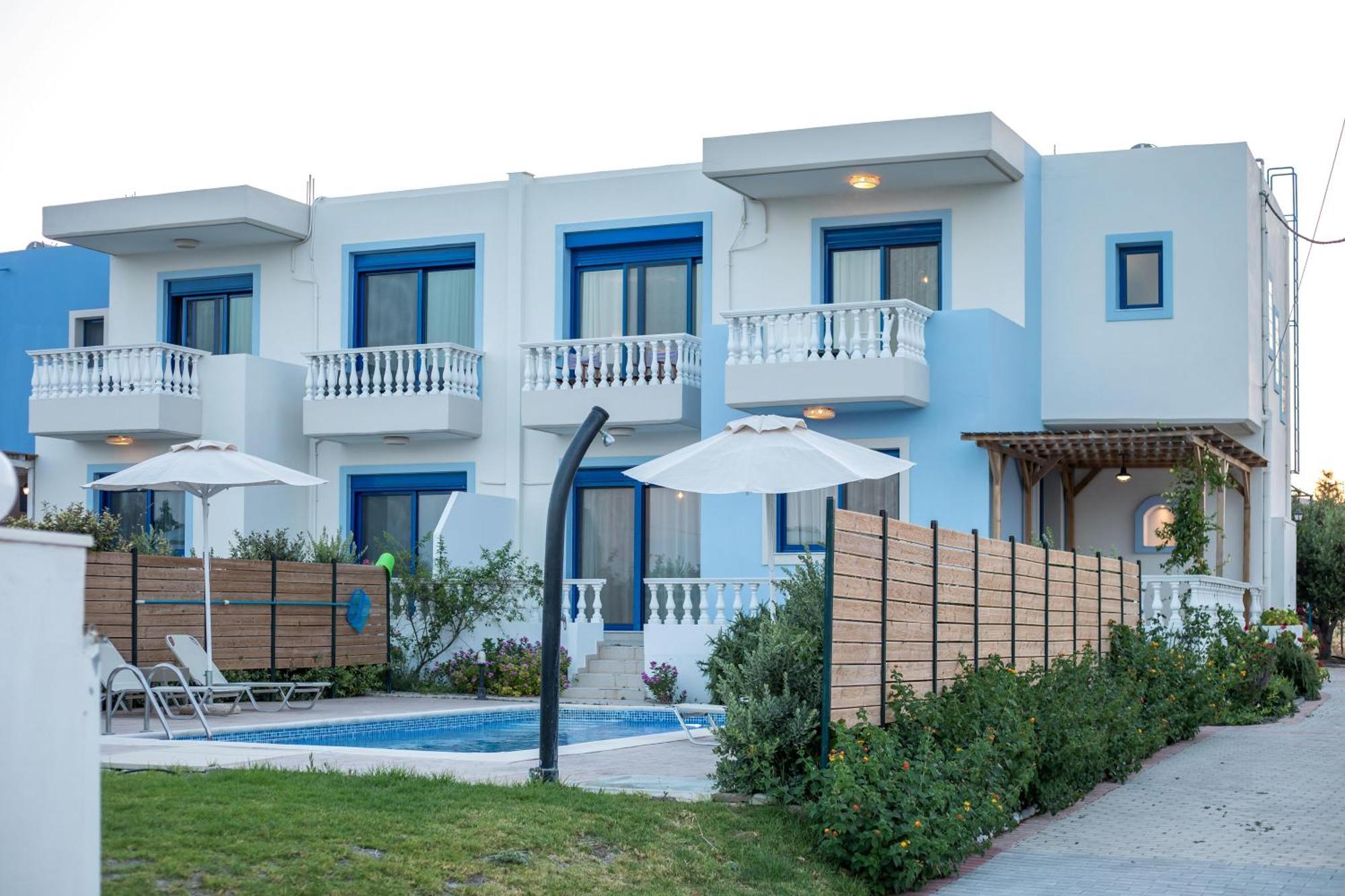 Rita Mare Seafront Villas Heated Pools Jenádi Kültér fotó